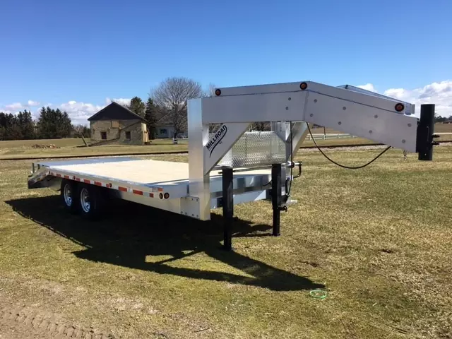 Gooseneck Trailers | Millroad Manufacturing Inc.