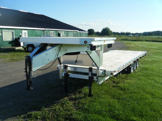 Custom Gooseneck Trailer MGN28-10