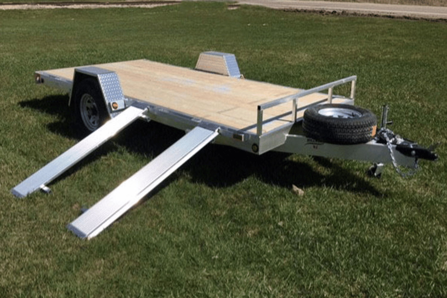 How To Make Your Wood Trailer Deck Last Longer?